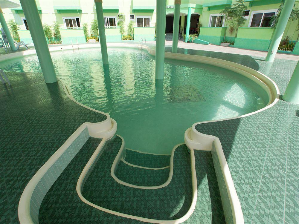 Green One Hotel Lapu-Lapu City Exterior foto