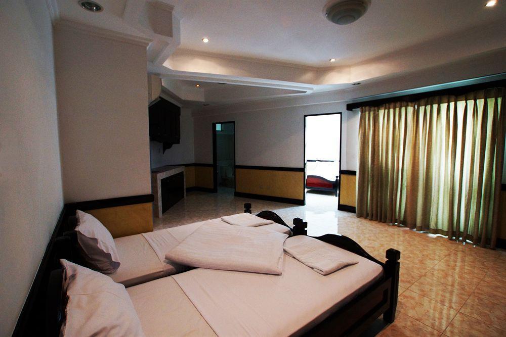 Green One Hotel Lapu-Lapu City Exterior foto