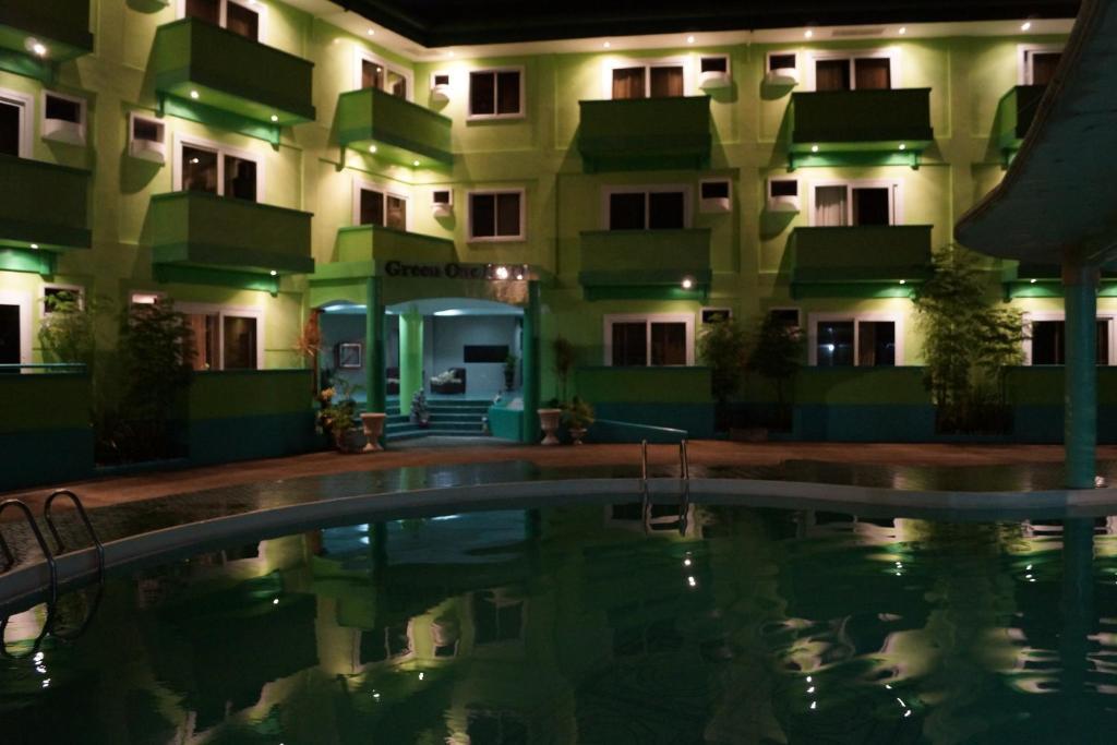 Green One Hotel Lapu-Lapu City Exterior foto